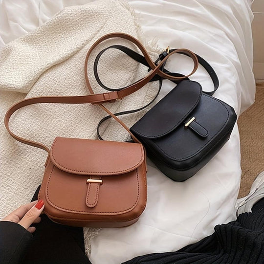 Chic Saddle Crossbody Bag